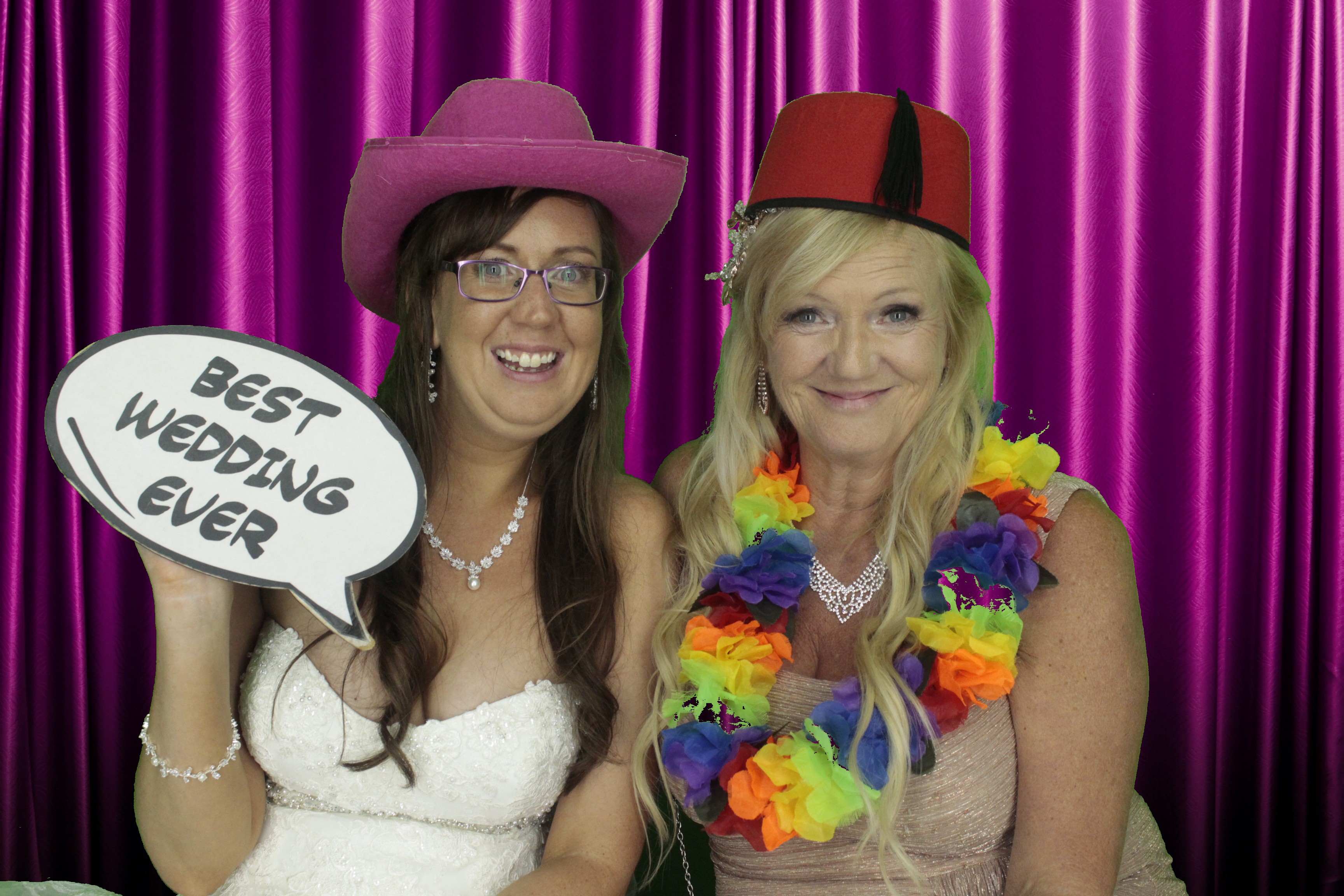 Leanne & Mike's Wedding | View more photos from the event at gallery.myphotoboothexperience.co.uk/u/MyPhotoBoothExperienceLtd/Leanne-Mikes-Wedding